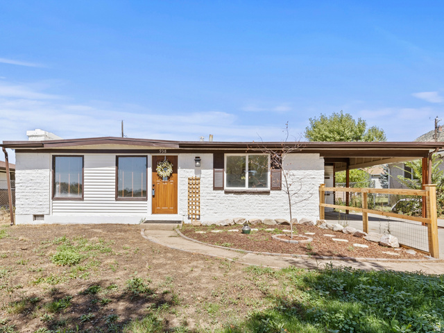 938 E 1050 N
                     MLS #2184178