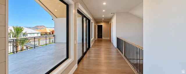 Listing image 80