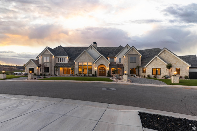 Listing image 153