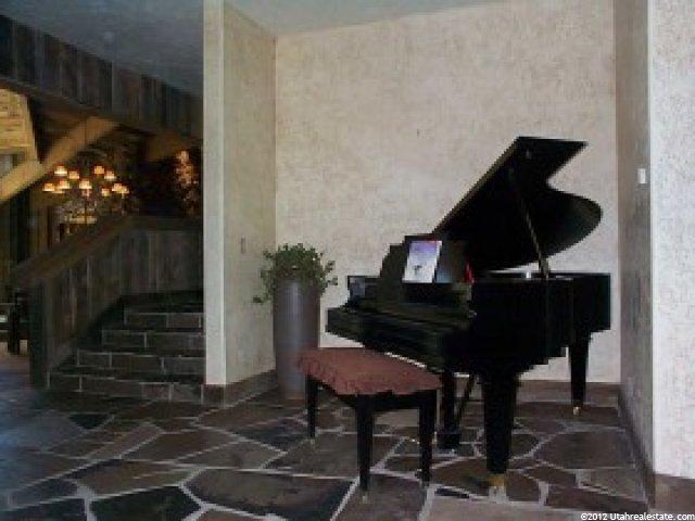 7104 Canyon Dr, Park City, UT 84098 — photo 2