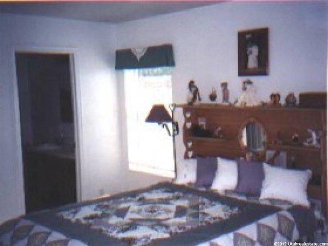 145 W 200 S, Hyrum, UT 84319 — photo 4