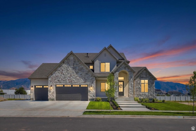 350 N Amber Ln
                     MLS #2184941