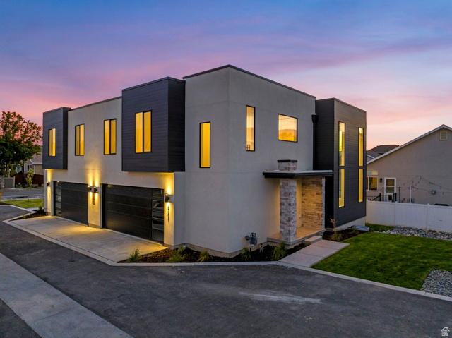 Main photo for 449 E Greenwood Ave