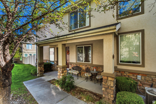 3952 W Serenity View Dr, West Jordan, UT 84084, photo 2