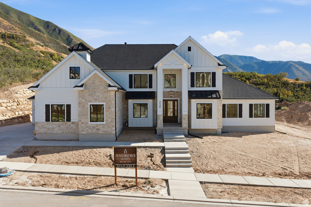 258 E Maple Ridge Dr
                     MLS #2185099