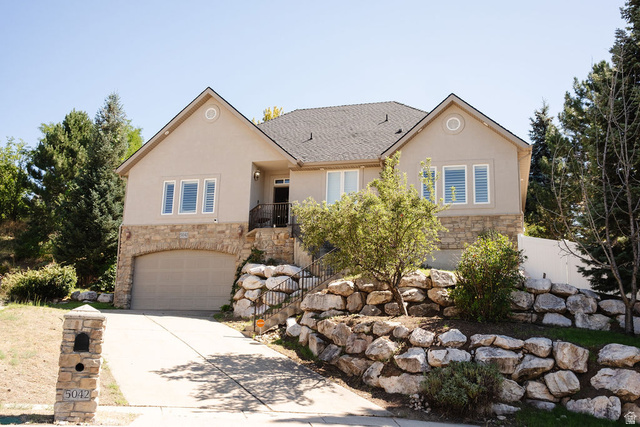 5042 S Viking Dr
                     MLS #2185193