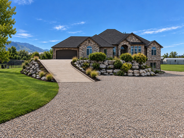 2221 W 1800 S
                     MLS #2185247