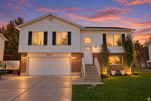 2257 N 2290 W
                     MLS #2185326