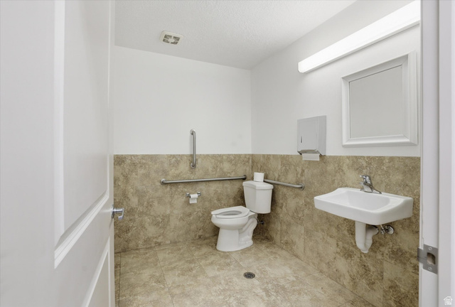 2350 N MAIN ST #UNIT 1 photo 9