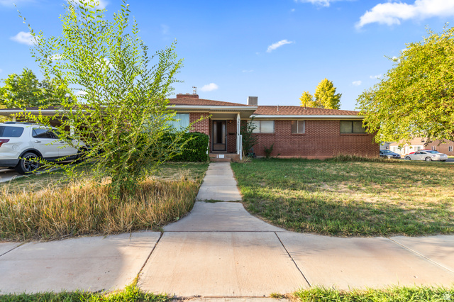 389 W 400 N, Richfield, UT 84701, photo 2