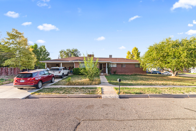 389 W 400 N, Richfield, UT 84701, photo 3