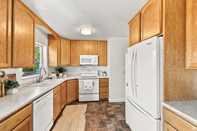 2352 W Pauline Way, West Jordan, UT 84088, photo 9