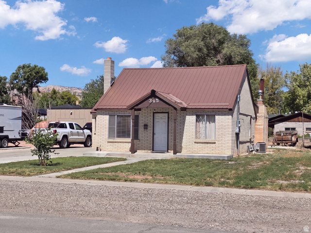 345 E 100 S, Richfield, UT 84701, photo 3