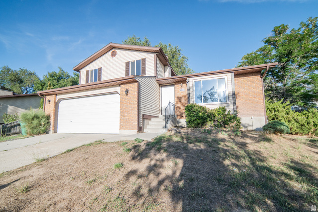 10273 S Countrywood Dr