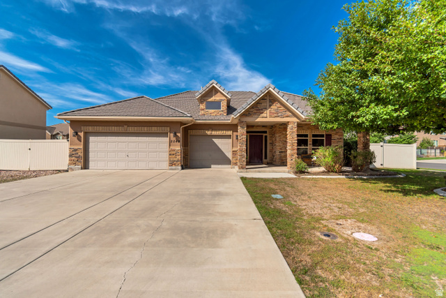 2048 W 400 S
                     MLS #2185529
