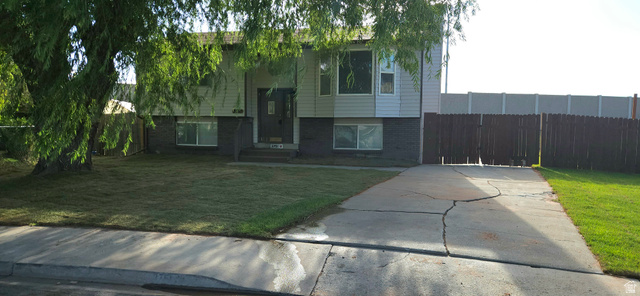 3751 W 2925 S, West Valley City UT 84120
