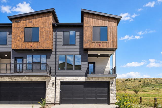 Main photo for 5204 N Hayti Ave. Ave #27