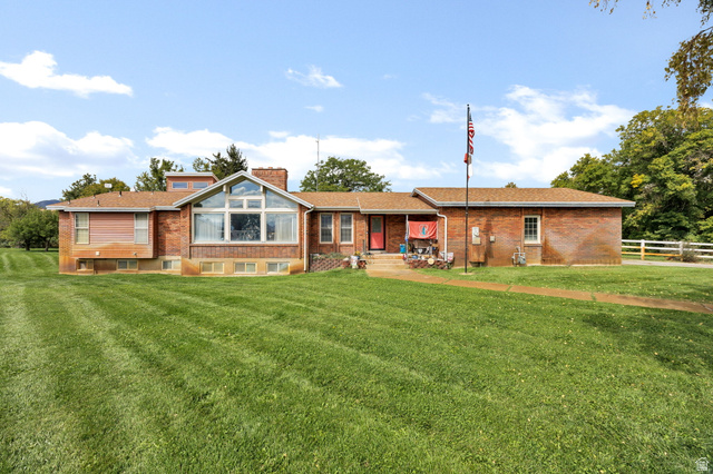 681 W 7000 S
                     MLS #2185815