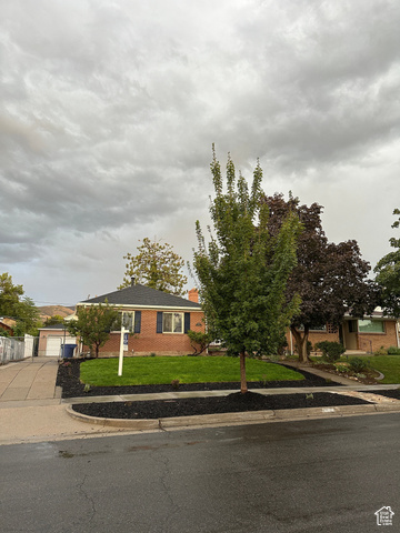 2473 S Hartford St
                     MLS #2185908