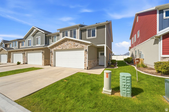 2370 W Howard St
                     MLS #2185930