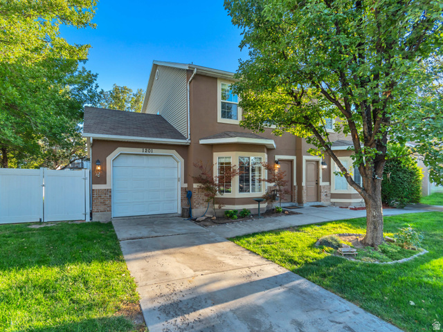 1201 W Glencoe Dr
                     MLS #2186015