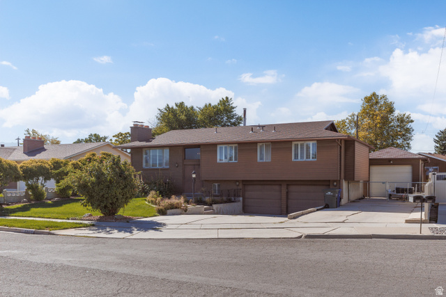 3367 W Blue Haven Dr
                     MLS #2186093