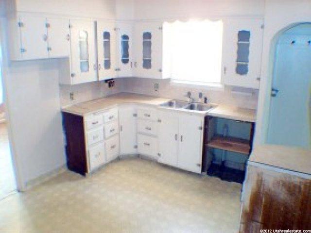 155 N 300 W, Tremonton, UT 84337 — photo 4