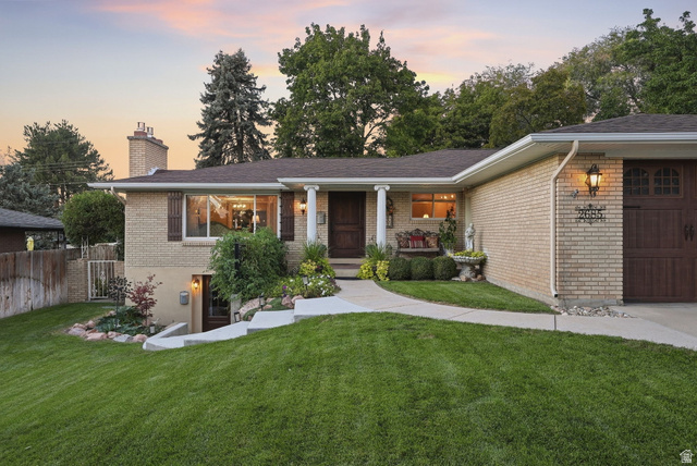 2685 E Craig Dr
                     MLS #2186373
