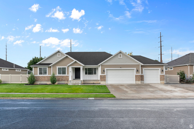 886 S River Ridge Ln
                     MLS #2186401