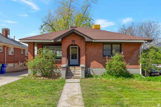 2979  Jackson Ave
                     MLS #2186418