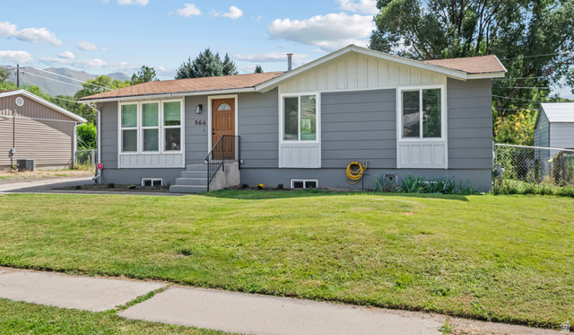 564  Swenson Ave
                     MLS #2186436