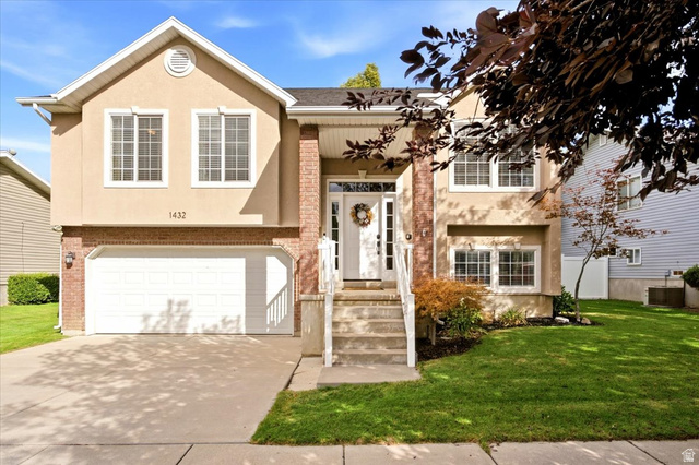 1432 W SILVERCREEK DR, Layton UT 84040