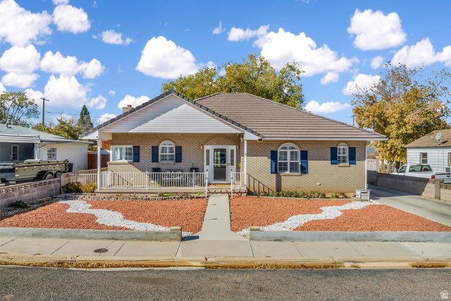 271 N 600 W
                     MLS #2186464