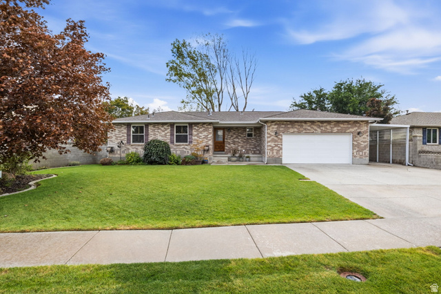 9477 S Kirkside Dr
                     MLS #2186466