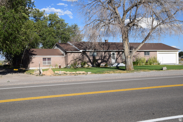 4265 S 4000 W, Delta UT 84624