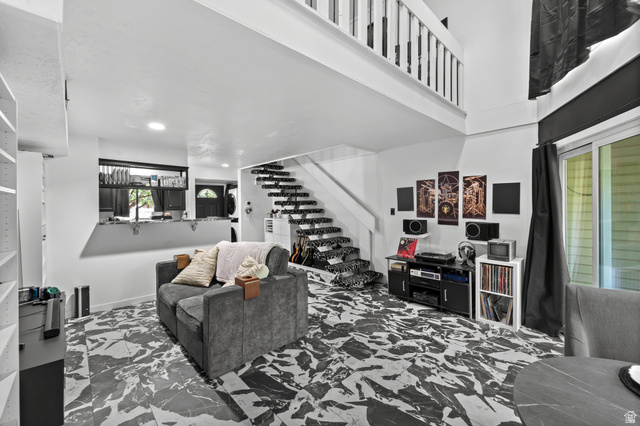 5308 S Ben Davis Park