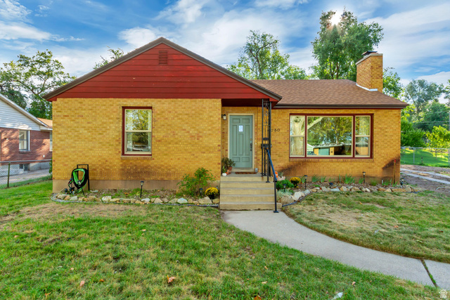 4060 S Liberty Ave
                     MLS #2186886