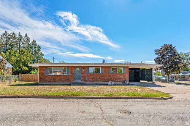 857  Goddard St
                     MLS #2186982