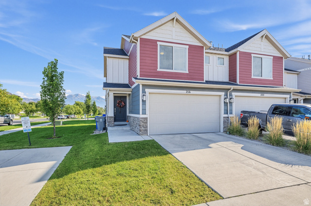 216 E Hummingbird Ct
                     MLS #2186988