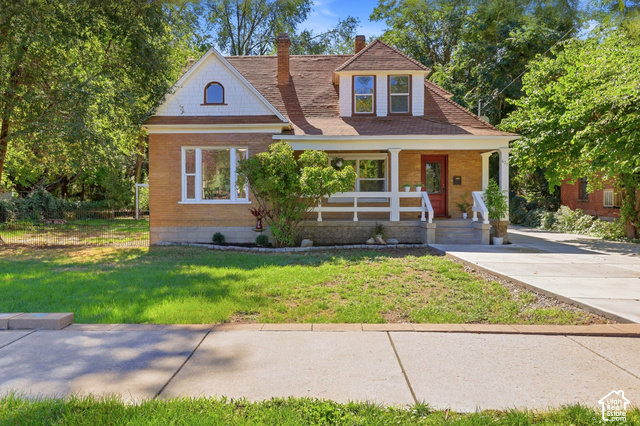 621  7th St
                     MLS #2187220