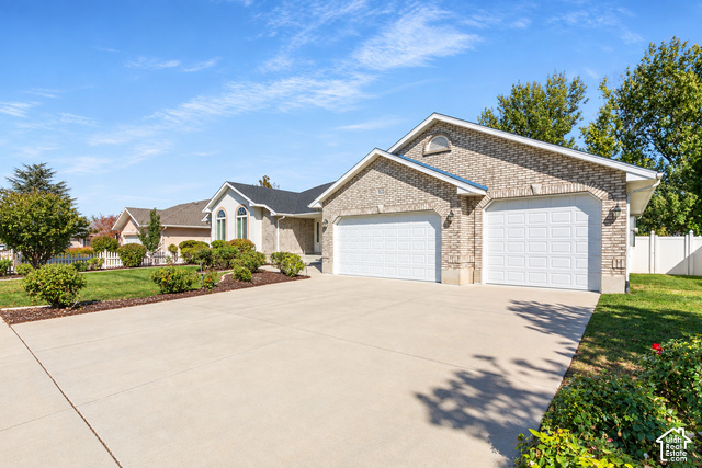 10121 S Eden Dr
                     MLS #2187327