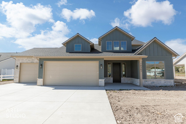 Main photo for 10307 N Vista Ln