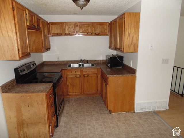 3077 W Lehman Ave
                     MLS #2187368