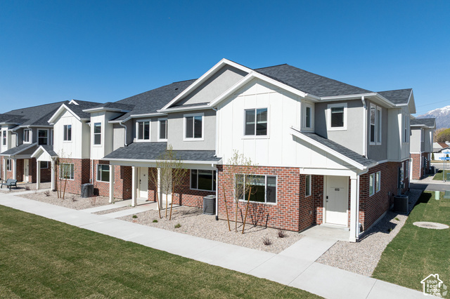 382 W 1040 S, Ogden UT 84404