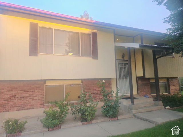 2258 N 750 W
                     MLS #2187503