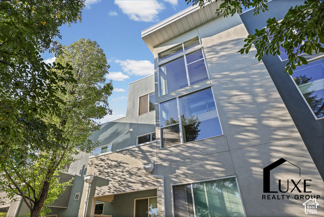 10398 S CLARKS HILL DR #109, South Jordan UT 84009