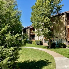 2406 S ELIZABETH ST #2