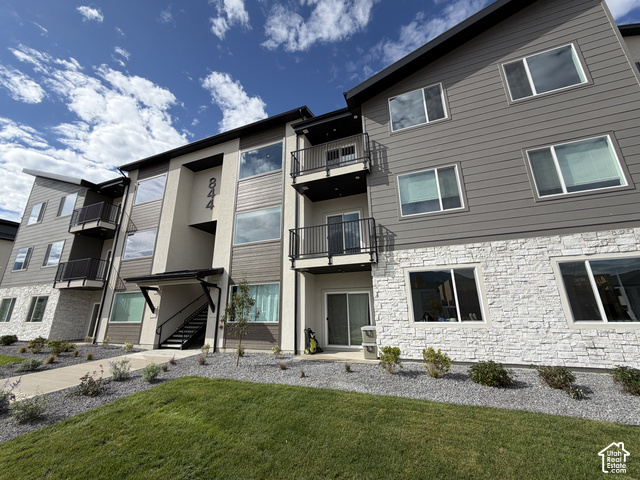 Main photo for 351 E Volunteer Dr #11-204