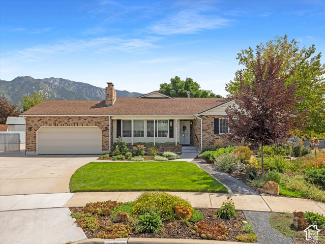 1622 E ROYAL OAK CIR, Sandy UT 84092