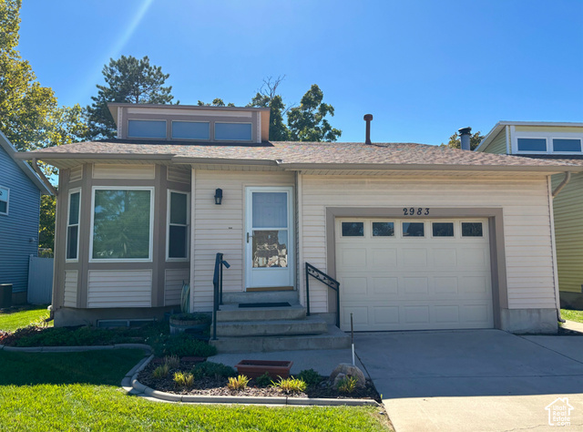 2983 W Sussex Pl
                     MLS #2188351